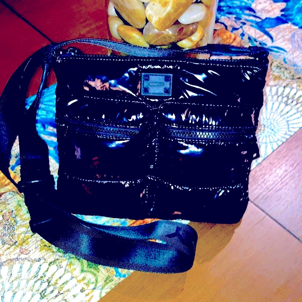 DKNY Avia Crossbody